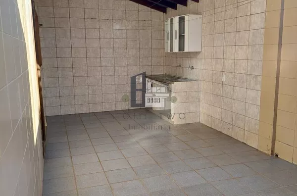 Casa para aluguel, 2 quarto(s),  Jardim Vânia Maria, Bauru