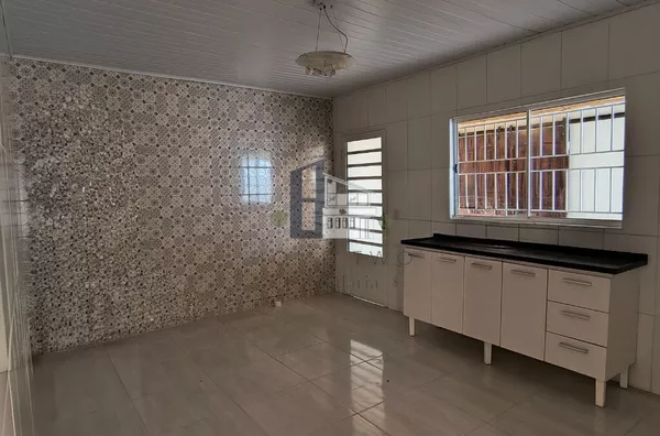 Casa para aluguel, 2 Quartos (1 suíte) Jardim Petrópolis, Bauru