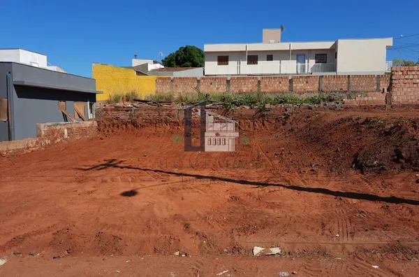 Terreno à venda, 144 m² por R$ 87.000 - Parque Viaduto - Bauru/SP