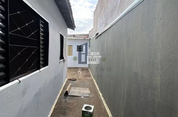 Casa para aluguel, 2 quarto(s),  Jardim Nova Bauru, Bauru