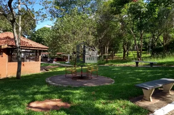 Apartamento com 3 dormitórios à venda, 71 m² por R$ 225.000,00 - Parque Residencial das Camélias - Bauru/SP
