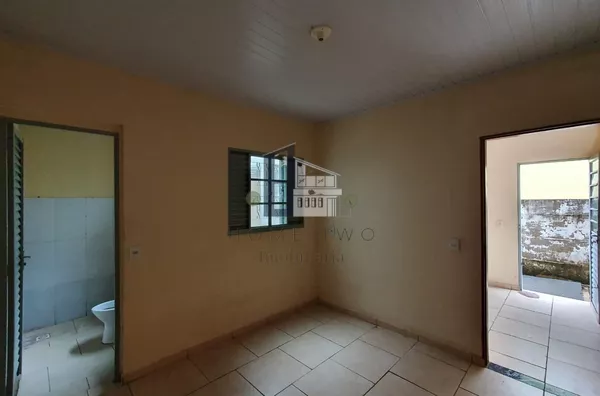 Casa para alugar, 40 m² por R$ 650,00/mês - Vila Santa Luzia - Bauru/SP