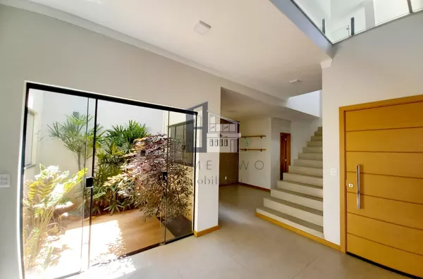 Sobrado com 4 dormitórios à venda, 240 m² por R$ 1.000.000,00 - Parque Jardim Europa - Bauru/SP