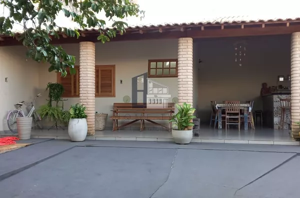 Casa com 3 dormitórios à venda, 180 m² por R$ 550.000,00 - Parque São João - Bauru/SP