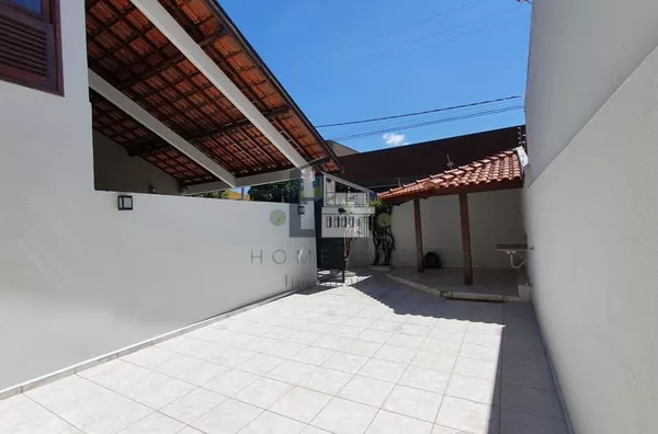 Casa com 4 dormitórios à venda, 168 m² por R$ 1.050.000,00 - Jardim Estoril IV - Bauru/SP