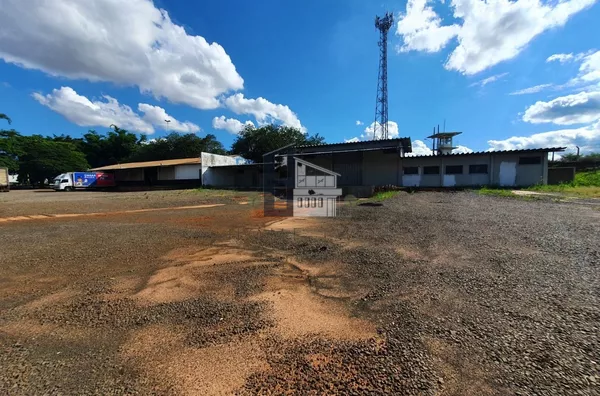 Galpão para alugar, 470 m² por R$ 8.000,00/mês - Chácaras Bauruenses - Bauru/SP - Foto 2