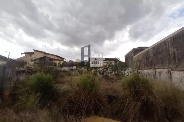 Terreno à venda, 250 m² por R$ 145.000,00 - Vila São João da Boa Vista - Bauru/SP