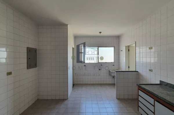 Apartamento com 2 dormitórios à venda, 60 m² por R$ 280.000 - Centro - Bauru/SP