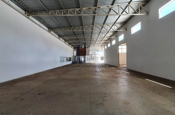 Barracão para alugar, 800 m² por R$ 7.800/mês - Jardim Bela Vista - Bauru/SP