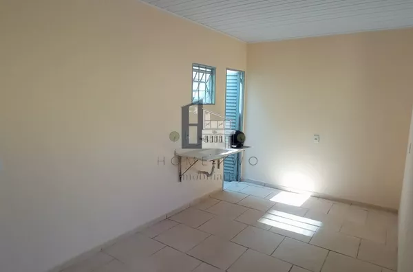 Casa para alugar, 40 m² por R$ 650,00/mês - Vila Santa Luzia - Bauru/SP