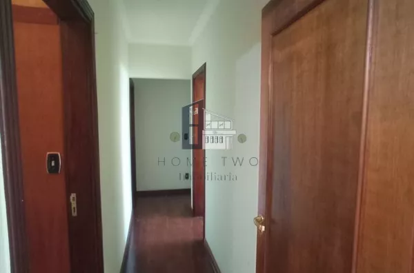 Casa para alugar em Jardim Estoril, 280 m² por R$ 3,300,00/mês - Centro - Bauru/SP