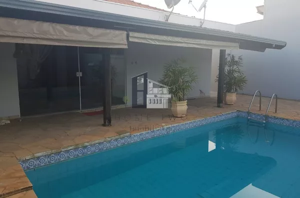Casa com 3 dormitórios, 210 m² - venda por R$ 630.000,00 ou aluguel por R$ 3,000,00/mês - Jardim Terra Branca - Bauru/SP