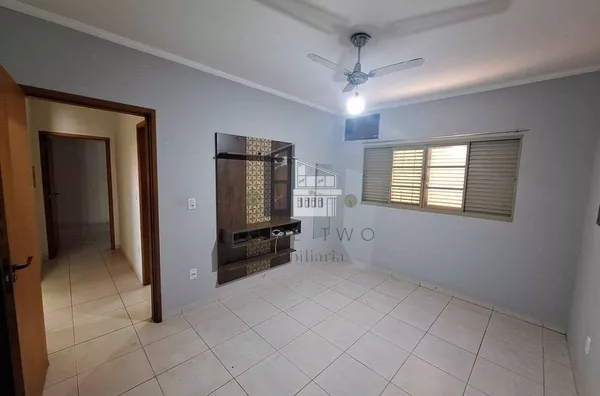 Casa para aluguel, 3 quarto(s),  Parque Santa Edwiges, Bauru