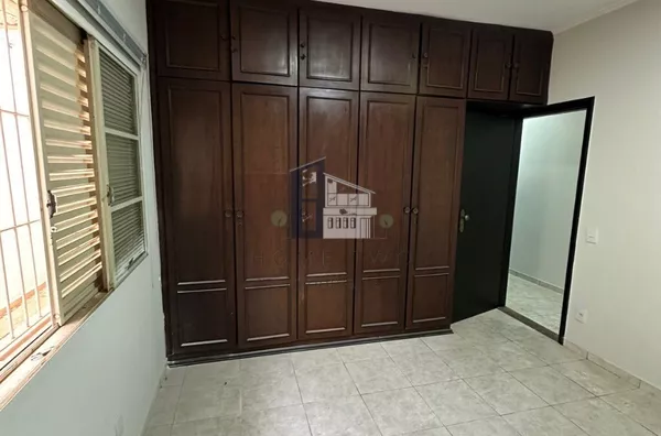 Casa para aluguel, 3 quarto(s),  Centro, Bauru