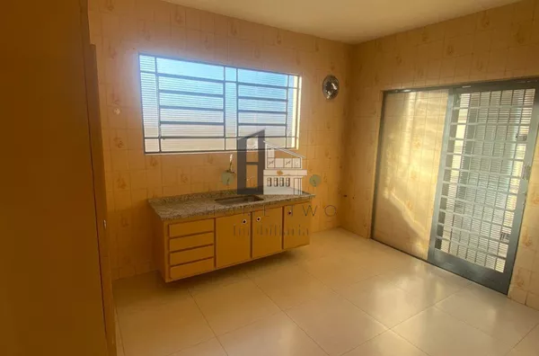 Casa para aluguel, 3 quarto(s),  Vila Cardia, Bauru
