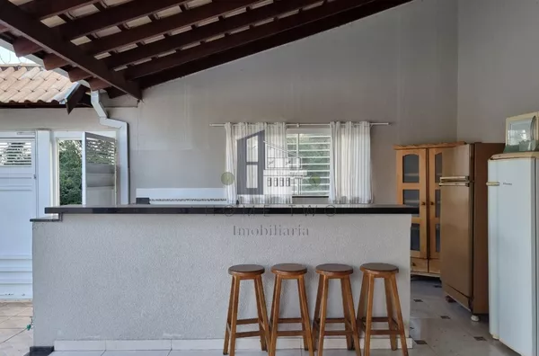 Chácara no Vale do Igapó, Venda ou locação, por R$ 370.000,00 ou R$1.800,00, Casa com Piscina, Area de Lazer