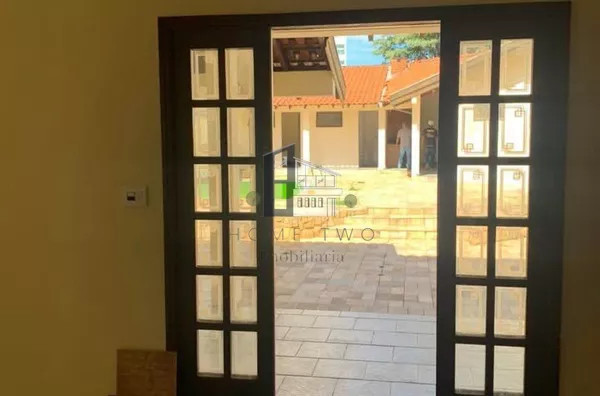 Casa para aluguel, 6 quarto(s),  Vila Aviação, Bauru