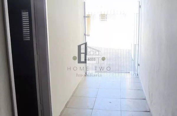 Casa para aluguel, 2 quarto(s),  Vila Santista, Bauru