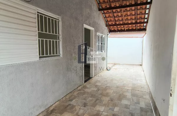 Casa para aluguel, 2 Quartos (1 suíte) Jardim Petrópolis, Bauru