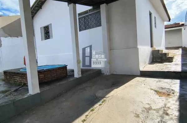 Casa para aluguel, 2 quarto(s),  Vila Santa Rosa, Bauru