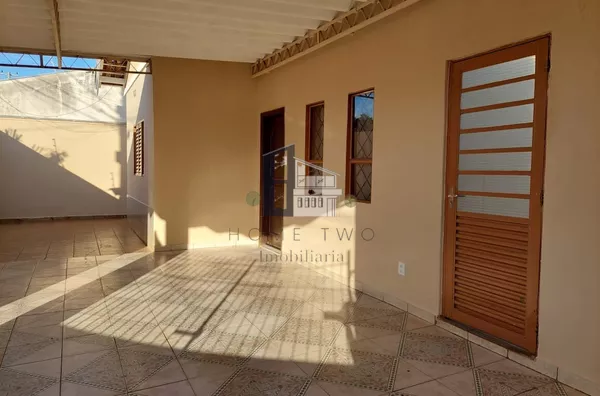 Casa para aluguel, 2 quarto(s),  Jardim Vânia Maria, Bauru