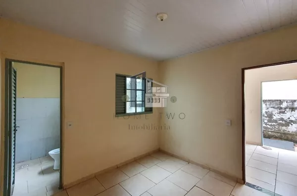 Casa para alugar, 40 m² por R$ 650,00/mês - Vila Santa Luzia - Bauru/SP