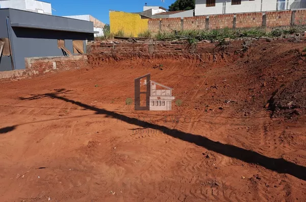 Terreno à venda, 144 m² por R$ 87.000 - Parque Viaduto - Bauru/SP