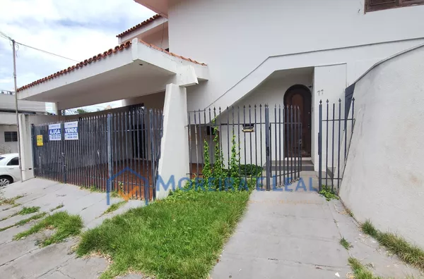 Sobrado de Esquina no Jardim dos Estados 