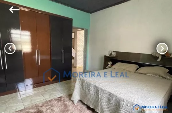 Casa a venda com 360 metros de área útil 