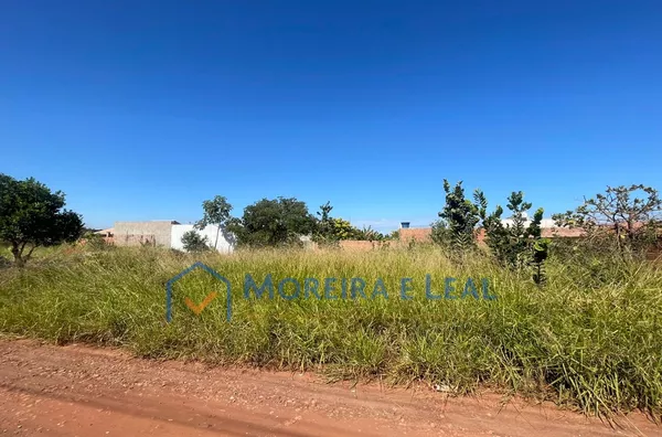 Terreno para venda com 250m2 