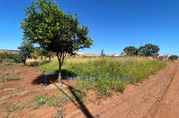 Terreno para venda com 250m2 