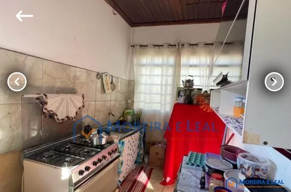 Casa a venda com 360 metros de área útil 