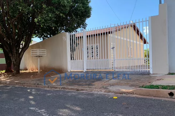 Casa para locação - Próximo Coronel Antonino