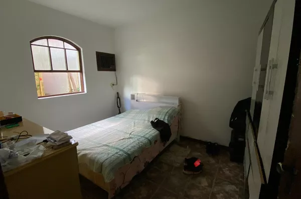 Casa com 4 Imóveis Independentes à Venda no Candelária – Lote 360m² | Ideal para Renda e Comércio - Foto 9