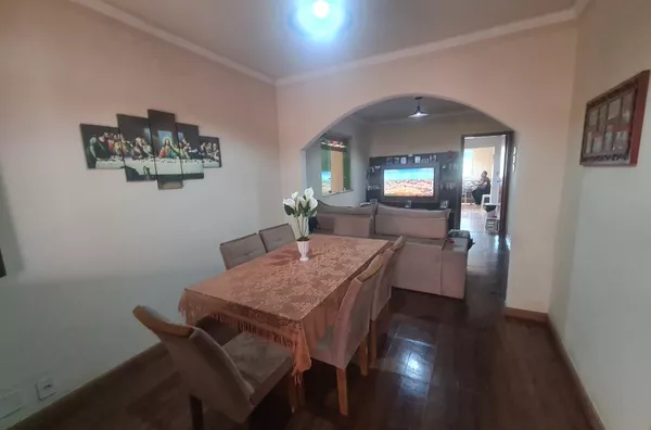Casa Linear de 5 Quartos, 4 vagas, com Lazer Completo e Lote de 566m² no Bairro Céu Azul - Foto 10