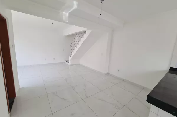 Casa Independente de 3 qtos com ótima localização no B. Piratininga - Foto 6
