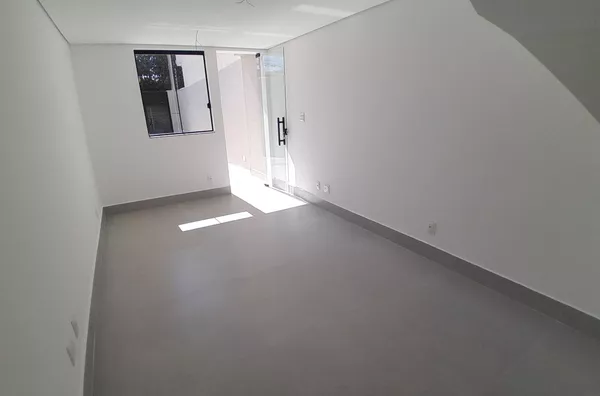 Casa Independente de 2 qtos em ótima localização no B. Santa Mônica. - Foto 5