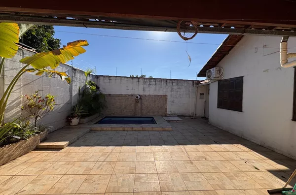 casa plana com piscina em lote de 227m2 no Jaqueline - Foto 4