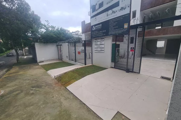 Casas 3 Quartos Indepentes, Espaço e Lazer Privativo no Bairro Santa Mônica! - Foto 1