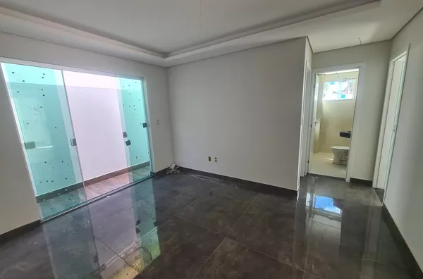 Excelente Apartamento com Área Privativa de 100 m² no Bairro Candelária