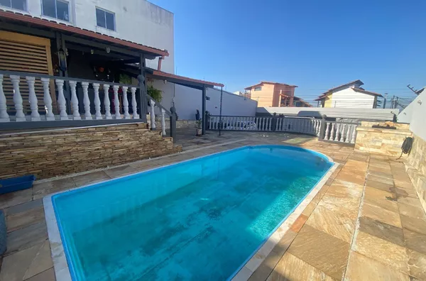 casa em lote inteiro, com piscina no Jardim Leblon - Foto 1