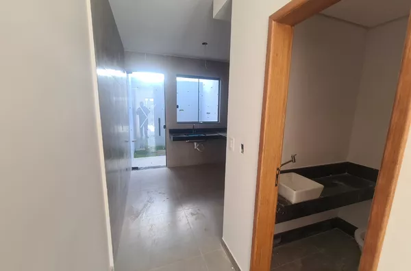 Casa Independente de 2 Qtos com 2 Suítes | B. Santa Mônica - Foto 5