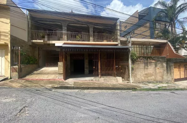 Loja / salão / ponto comercial para aluguel,  Sagrada Família, Belo Horizonte - Foto 1