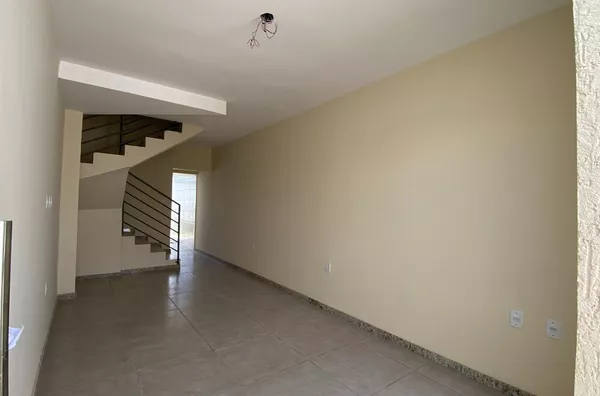 Casa à Venda - 2 Quartos - 3 Vagas - Jardim Comerciários - Foto 3