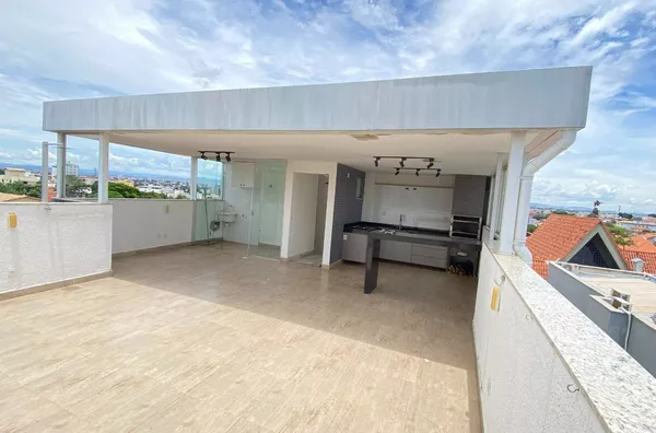 Cobertura de 3 quartos no Santa Mônica Para aluguel - Foto 1