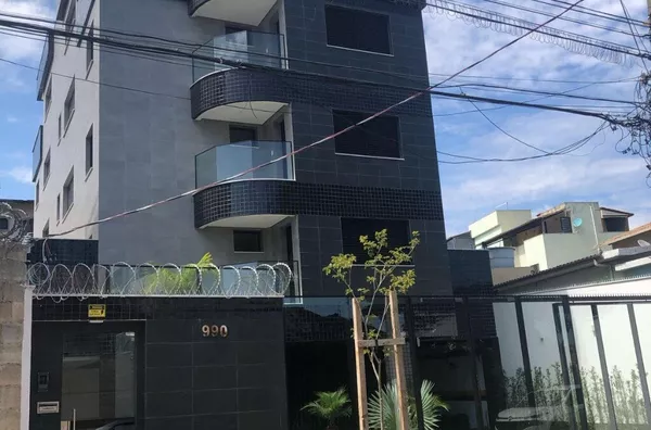 Cobertura de 4 qtos com varanda em ótima localização no B. Itapoã - Foto 2