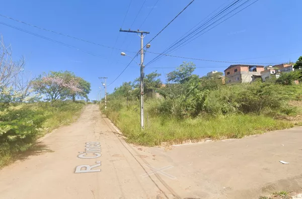 Terreno de esquina de 300 metros para venda,  São Miguel, Matozinhos - Foto 5