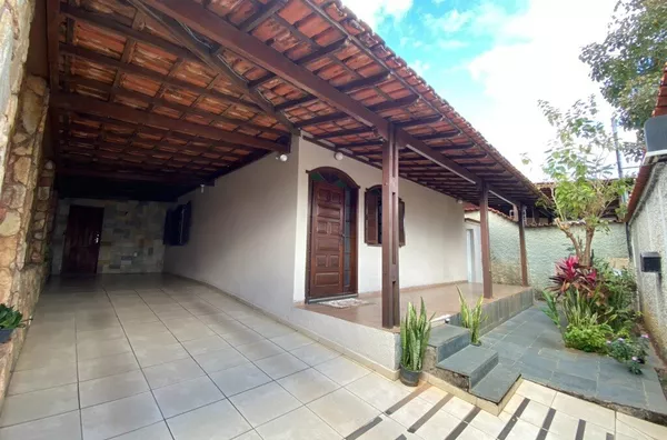 Casa plana para venda,  4 quartos no Santa Monica, Belo Horizonte - Foto 1