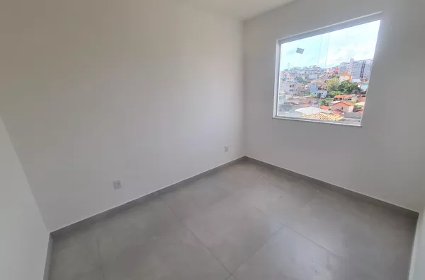 Cobertura de 3 Quartos com Suíte e Elevador em ótima localização no B. Copacabana - Foto 6