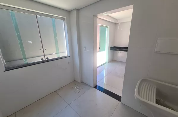 Apartamento com Área Privativa e 3 Quartos (1 Suíte) no Santa Mônica – Prédio com Elevador - Foto 6